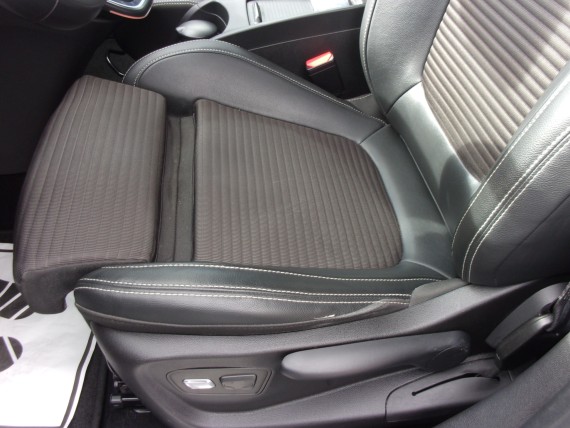 RENAULT SCENIC IV Renault scenic-012.jpg